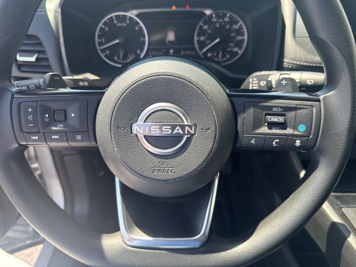 Used 2023 Nissan Rogue SV AWD/4WD image 19