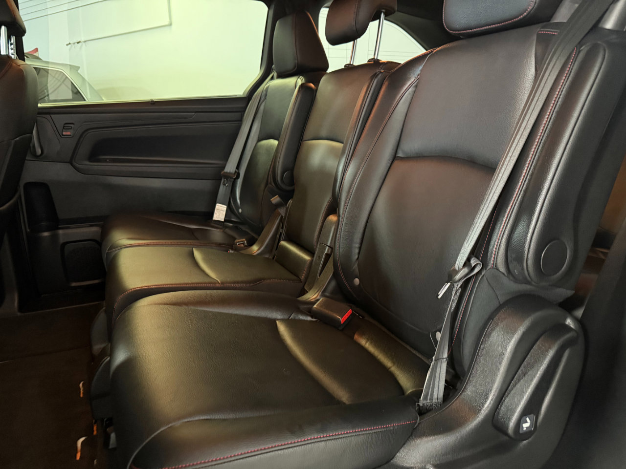 Used 2023 Honda Odyssey Sport image 11