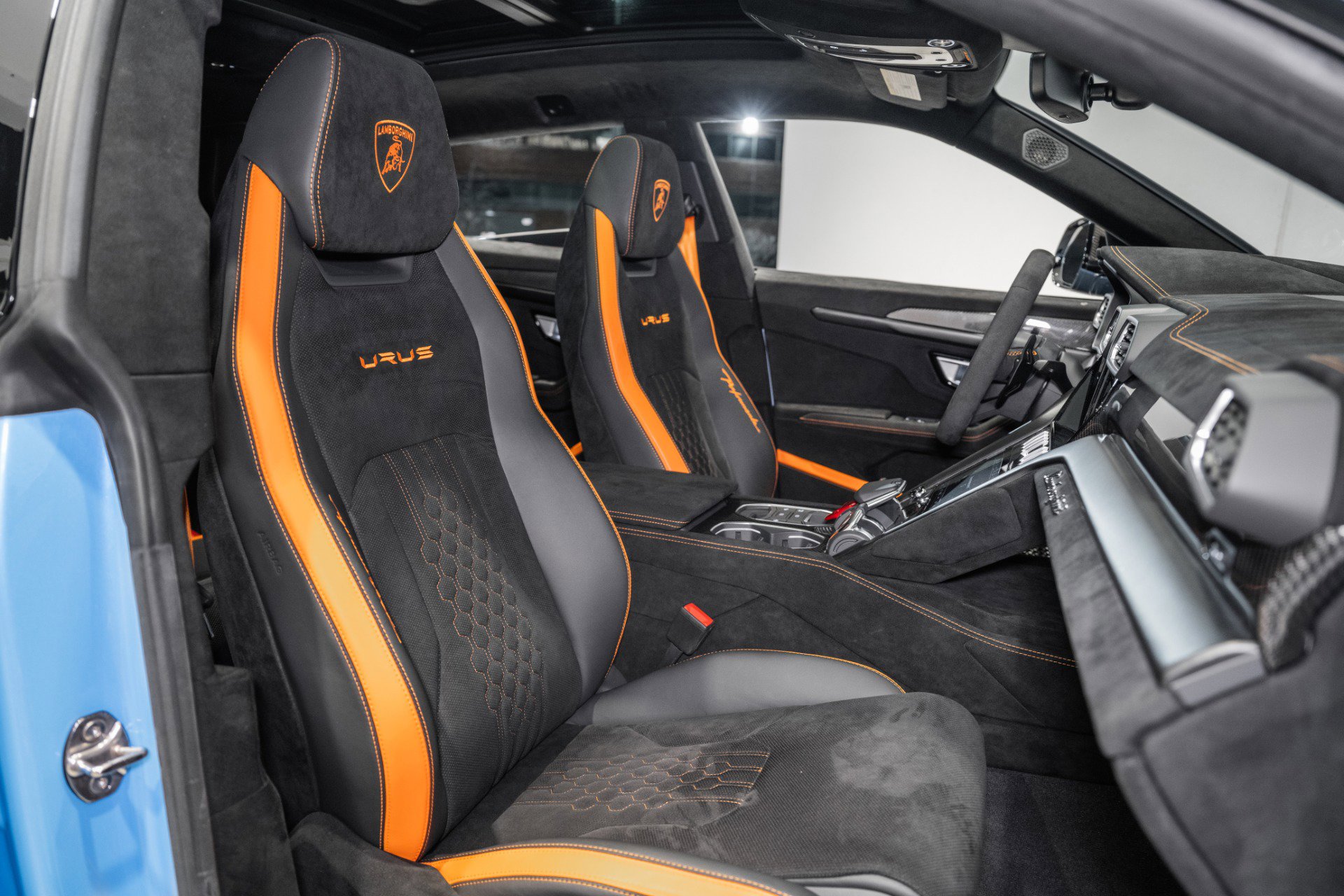 Used 2024 Lamborghini Urus Performante image 29