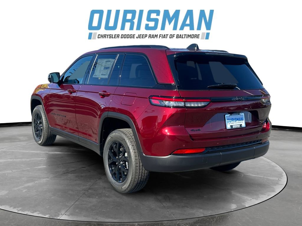 New 2025 Jeep Grand Cherokee Altitude image 4