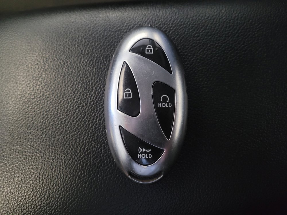 Used 2024 Hyundai Elantra Blue FWD image 32