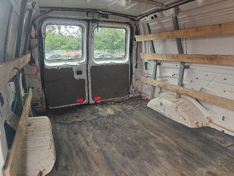 Used 2013 Ford E-250 and Econoline 250 w/ PWR Group image 10