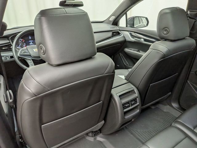 Certified 2023 Cadillac XT5 Premium Luxury w/ LPO, Floor Liner Package AWD/4WD image 23