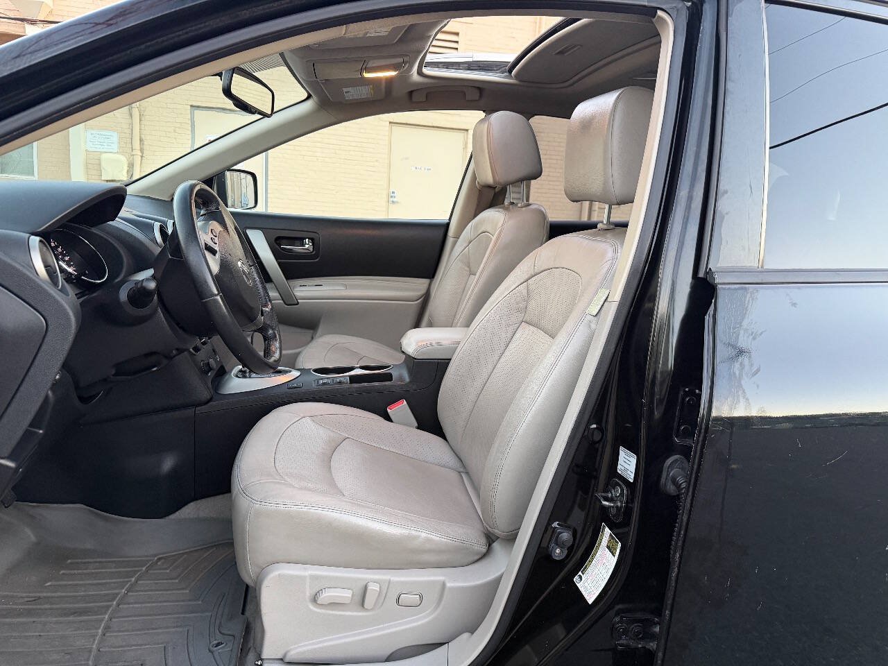 Used 2013 Nissan Rogue SL AWD/4WD image 10
