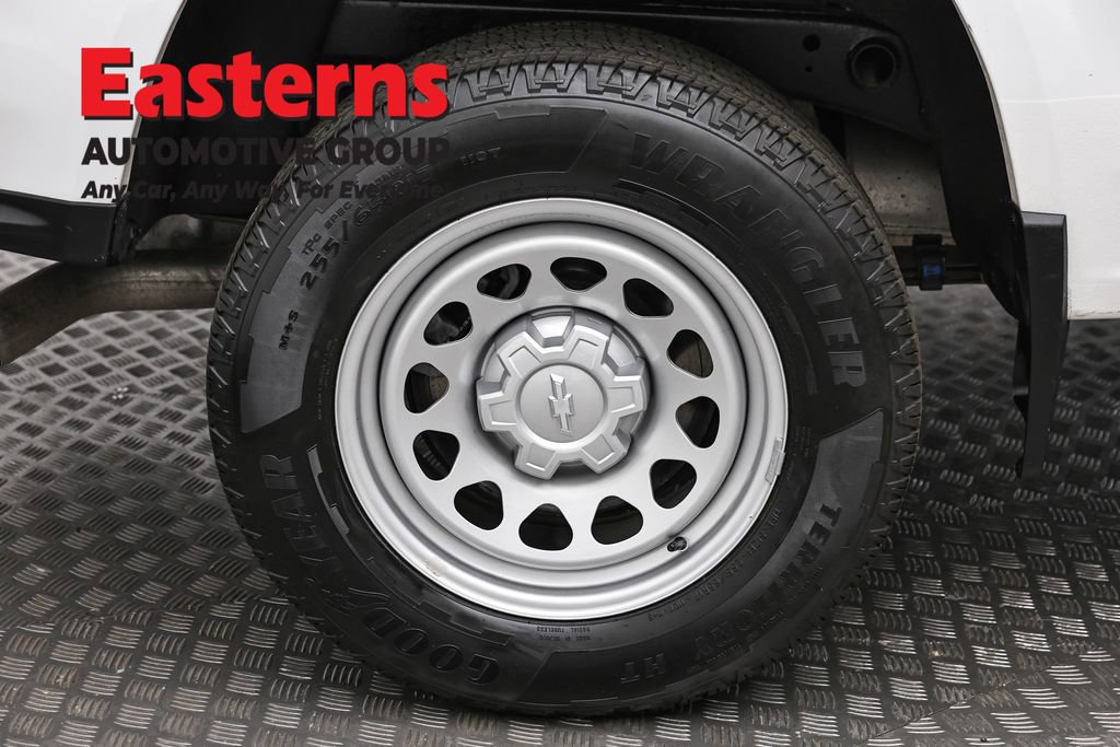 Used 2024 Chevrolet Colorado W/T image 27