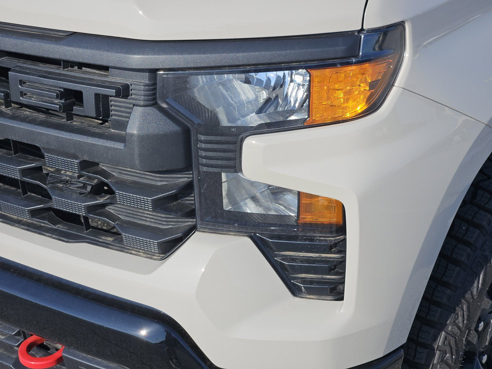 New 2026 Chevrolet Silverado 1500 Custom Trail Boss w/ LPO, Dark Essentials Package AWD/4WD image 5