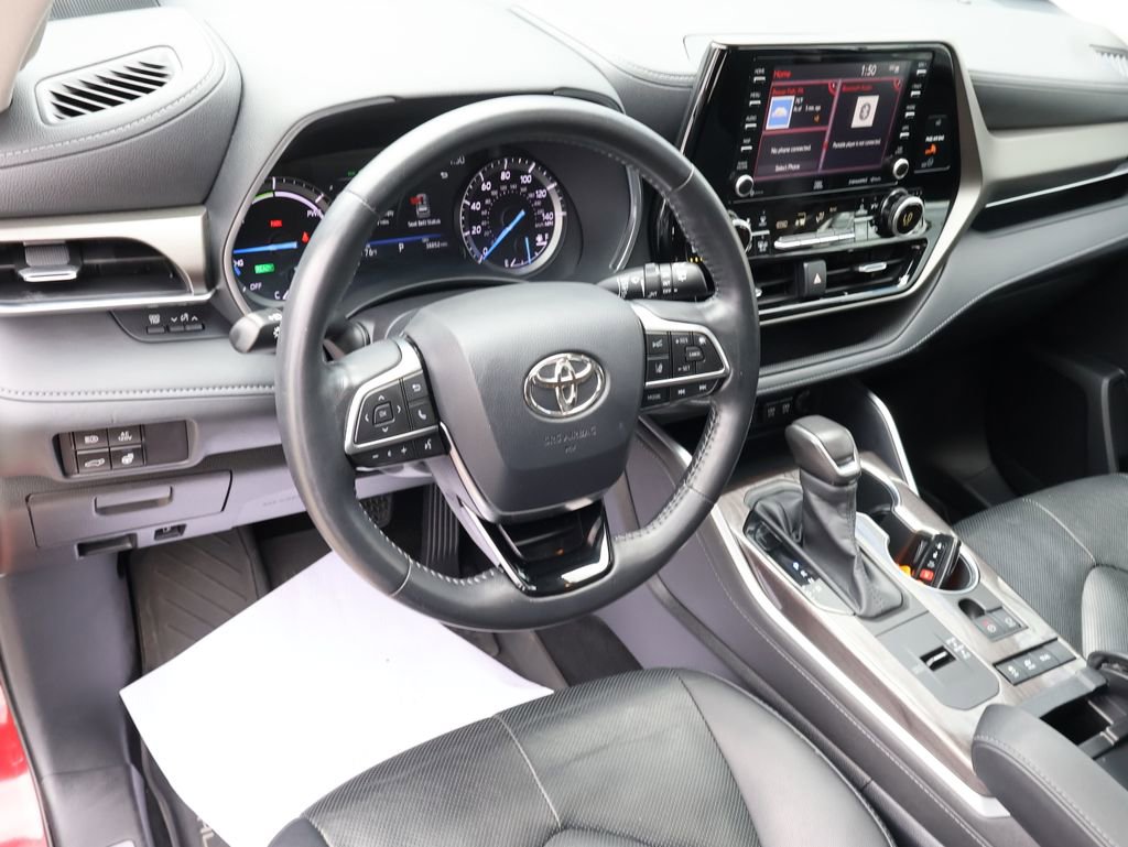 Used 2020 Toyota Highlander Limited w/ Protection Package #3 image 23
