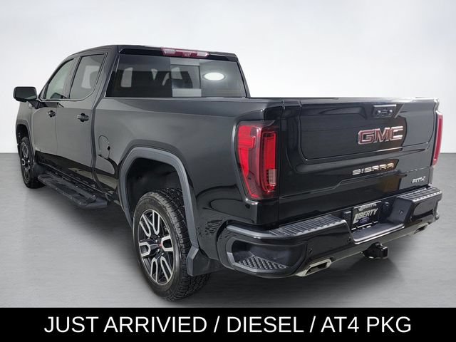 Used 2024 GMC Sierra 1500 AT4 w/ Technology Package AWD/4WD image 5
