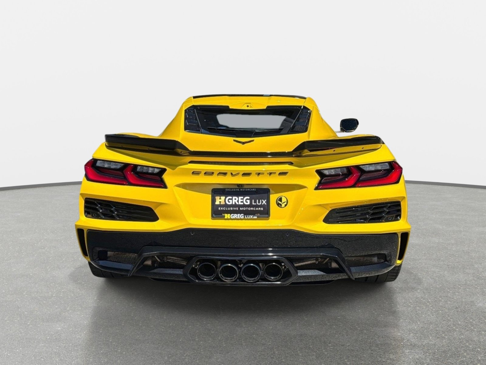 Used 2025 Chevrolet Corvette Z06 RWD image 4