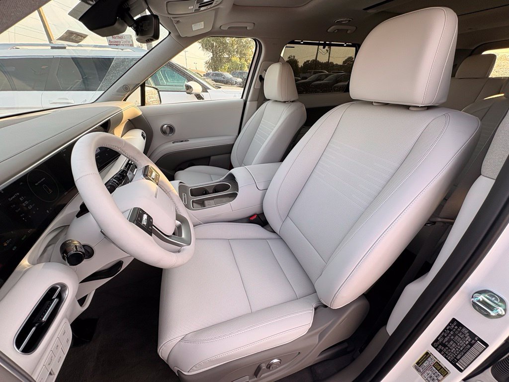 New 2027 Hyundai Palisade Limited FWD image 22