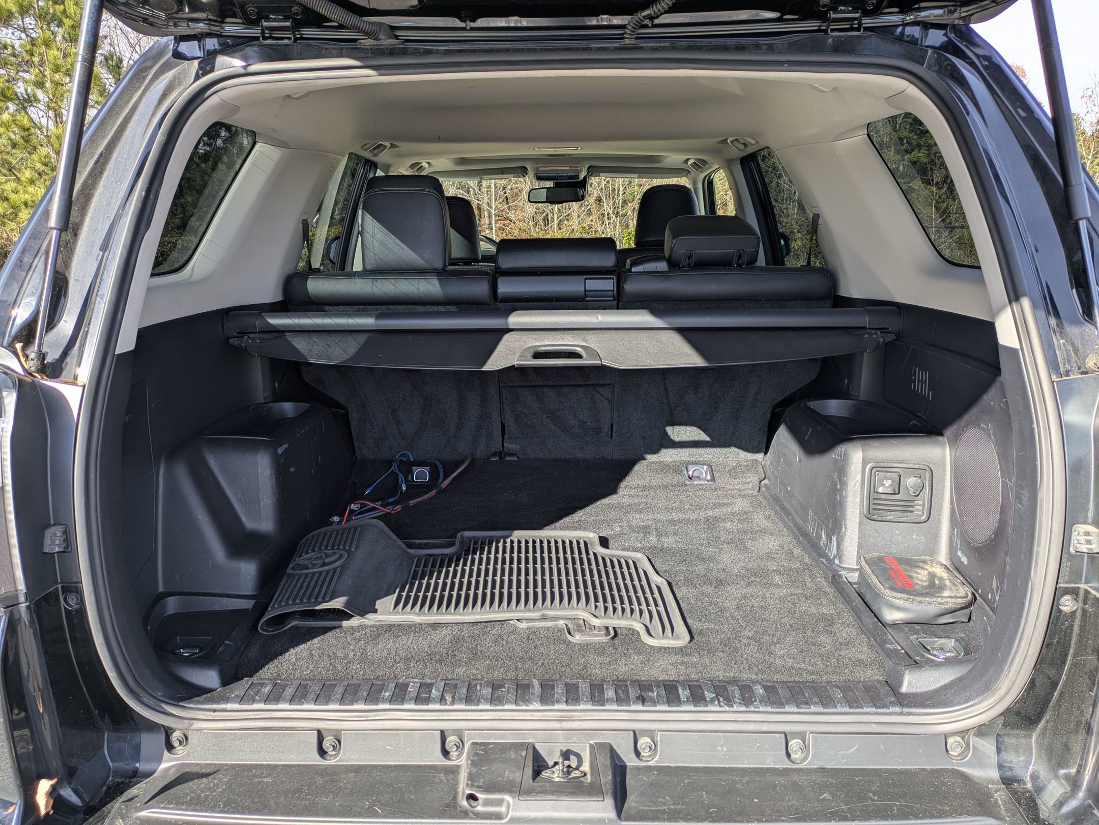 Used 2024 Toyota 4Runner Limited image 26