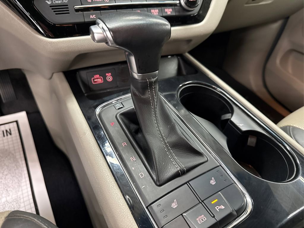 Used 2018 Kia Sedona EX image 31