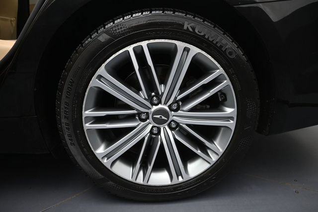 Used 2019 Genesis G80 3.8 RWD image 13