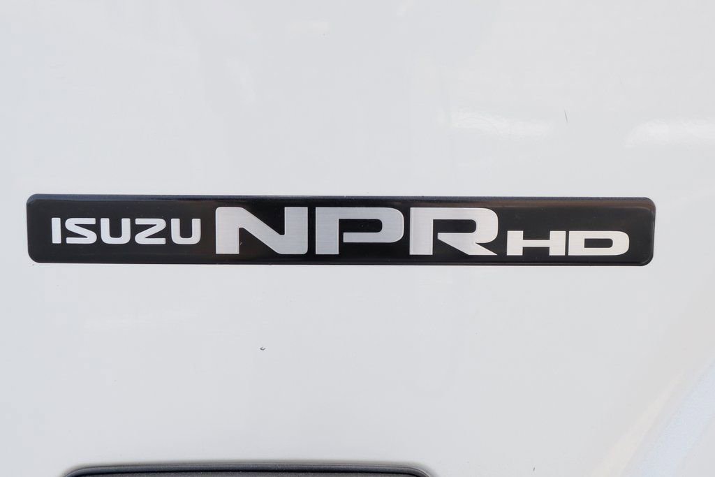 Used 2019 Isuzu NPR RWD image 37
