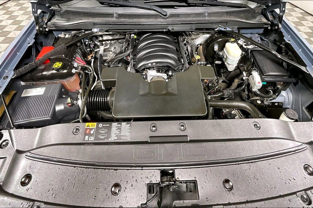 Used 2016 GMC Sierra 1500 SLE w/ SLE Value Package image 9