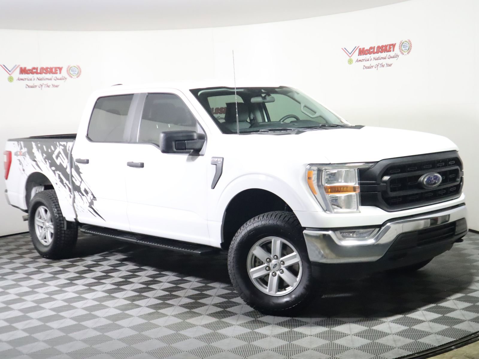 Used 2022 Ford F150 XL w/ Equipment Group 101A High AWD/4WD image 3