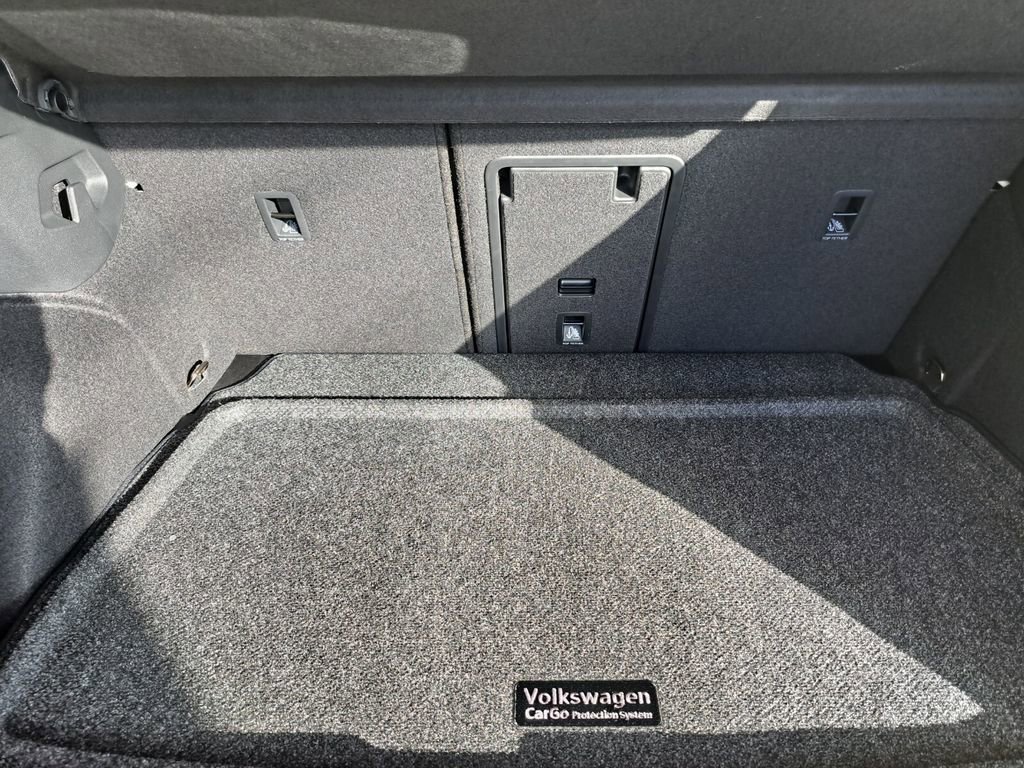 New 2026 Volkswagen Golf w/ Euro Style Package image 26