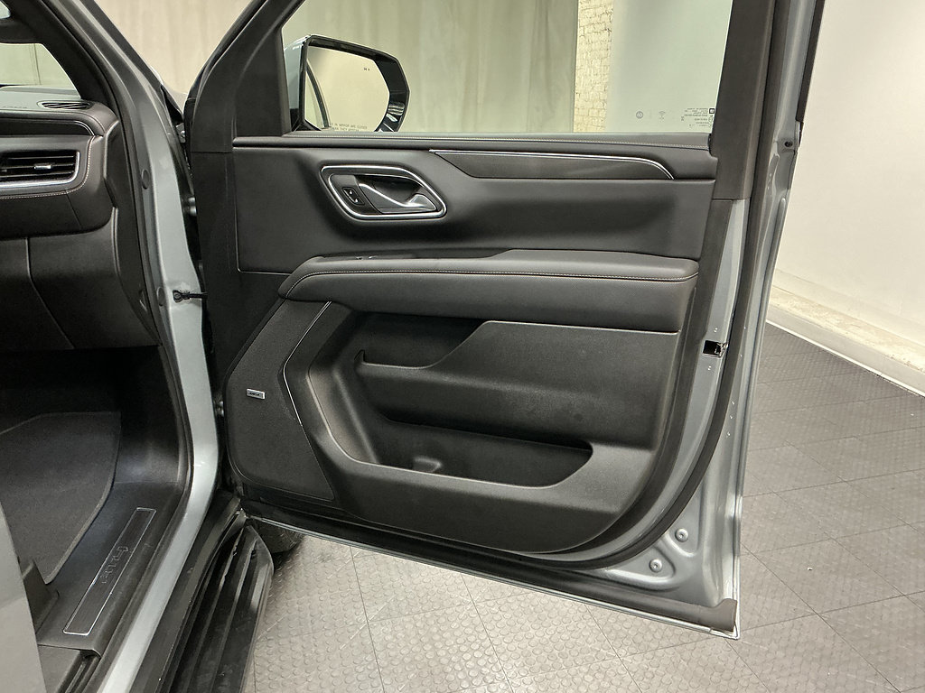 Used 2024 GMC Yukon AT4 AWD/4WD image 34
