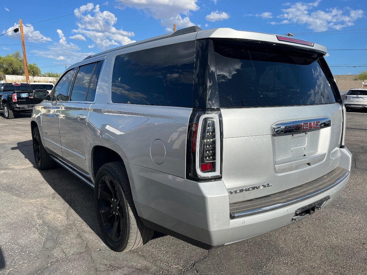 Used 2017 GMC Yukon XL Denali w/ Open Road Package RWD image 5