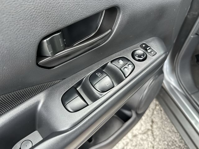 Used 2024 Nissan Kicks S FWD image 17