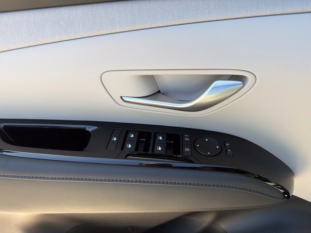 New 2026 Hyundai Tucson Limited FWD image 18