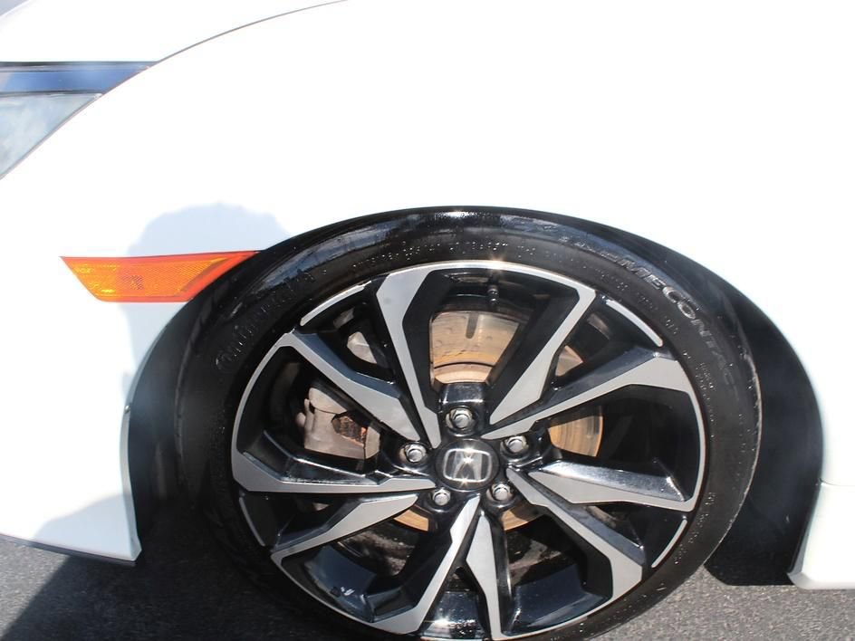 Used 2018 Honda Civic Si image 9