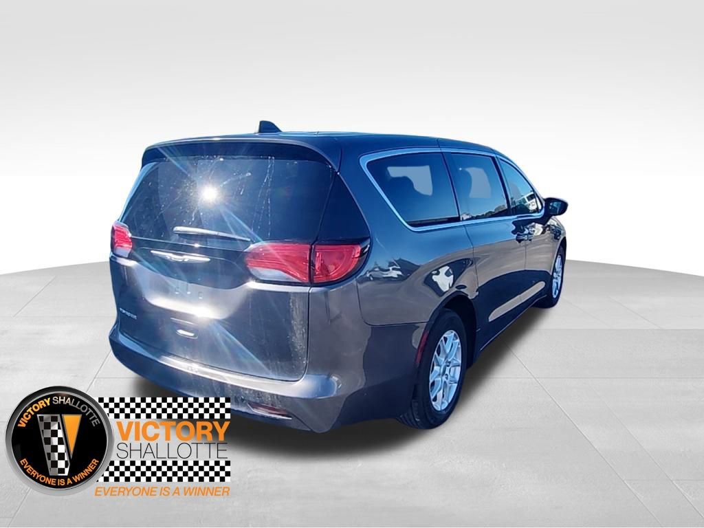Certified 2023 Chrysler Voyager LX image 27