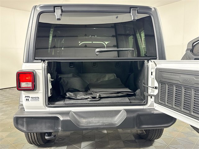 Used 2021 Jeep Wrangler Unlimited Sport image 29