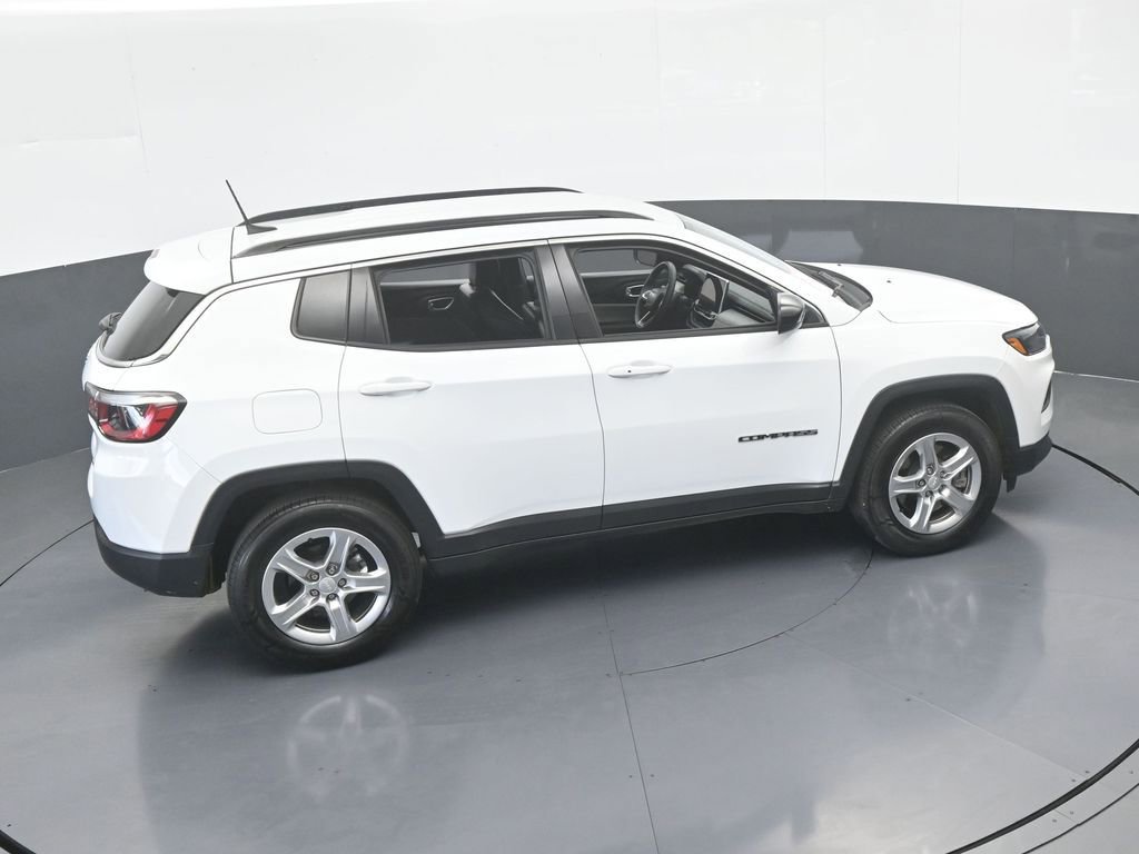 Used 2023 Jeep Compass Latitude AWD/4WD image 48