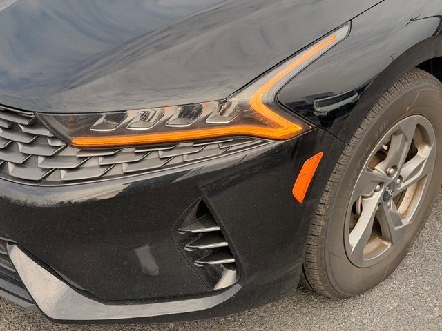 Used 2022 Kia K5 LXS image 17