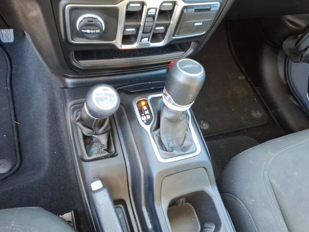 Used 2023 Jeep Gladiator Sport image 33