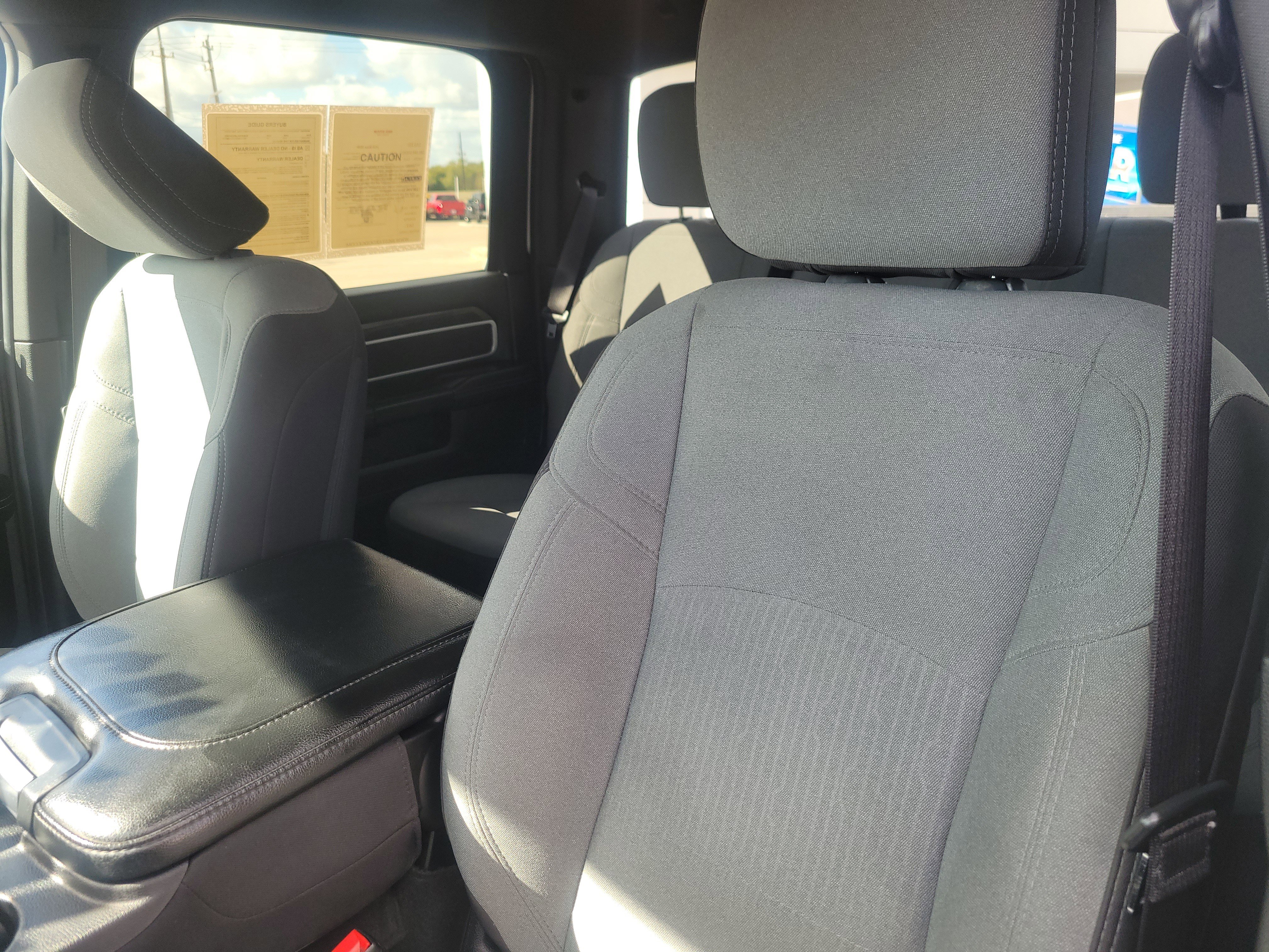 Used 2024 RAM 3500 Big Horn image 17