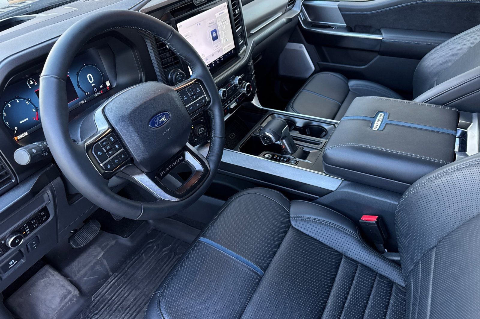 New 2025 Ford F150 Platinum w/ Equipment Group 702A High image 10