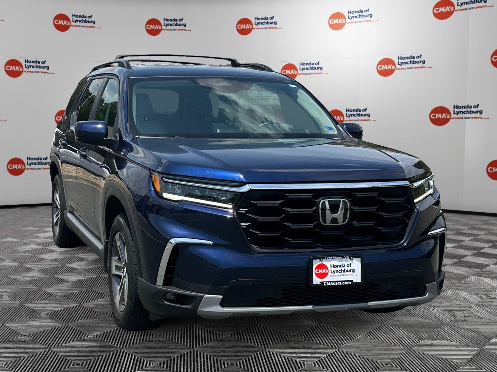 Used 2025 Honda Pilot EX-L image 7