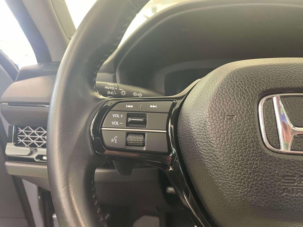 Certified 2023 Honda Accord Touring image 22