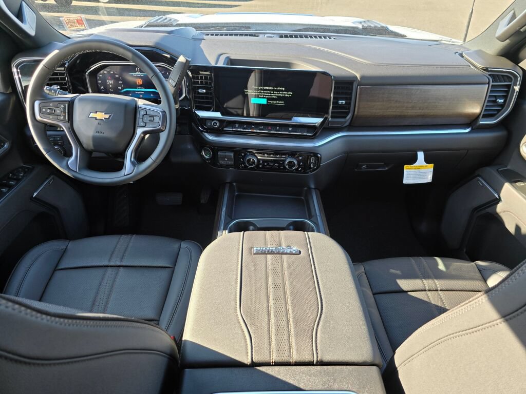 New 2026 Chevrolet Silverado 2500 High Country w/ High Country Premium Package AWD/4WD image 9
