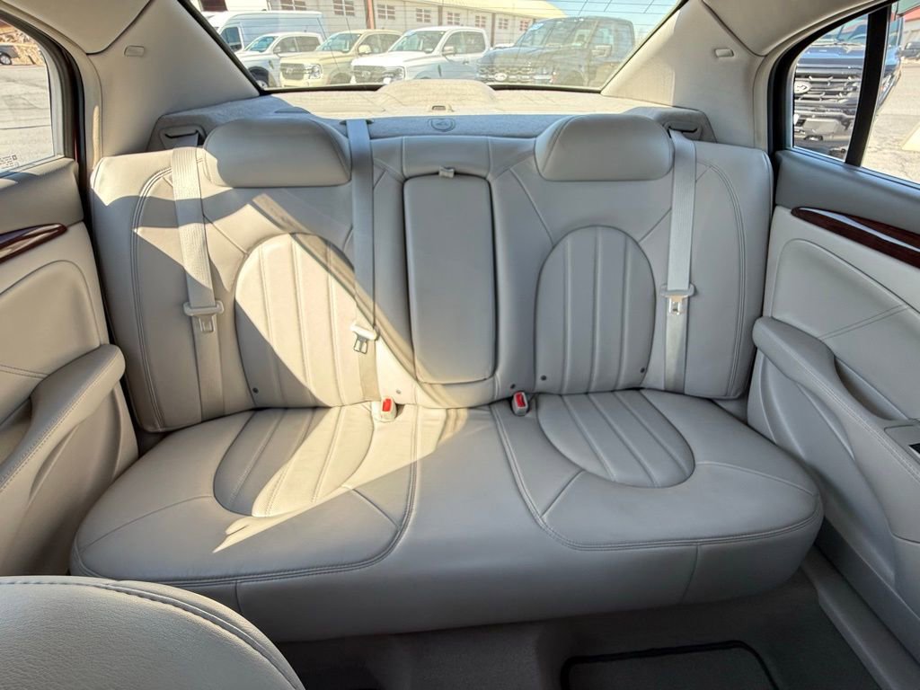 Used 2008 Buick Lucerne CXL w/ Ultra Confidence Package image 27