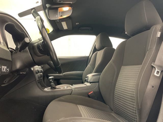 Used 2021 Dodge Charger SXT w/ Blacktop Package image 7