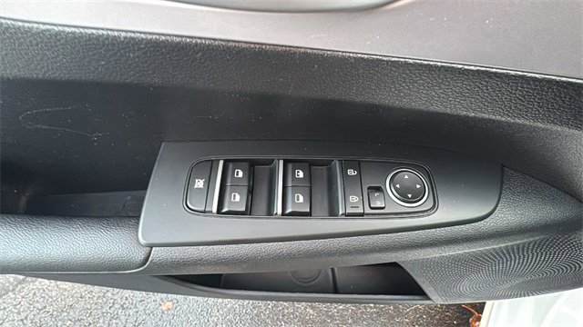 Used 2024 Kia Forte LXS image 9