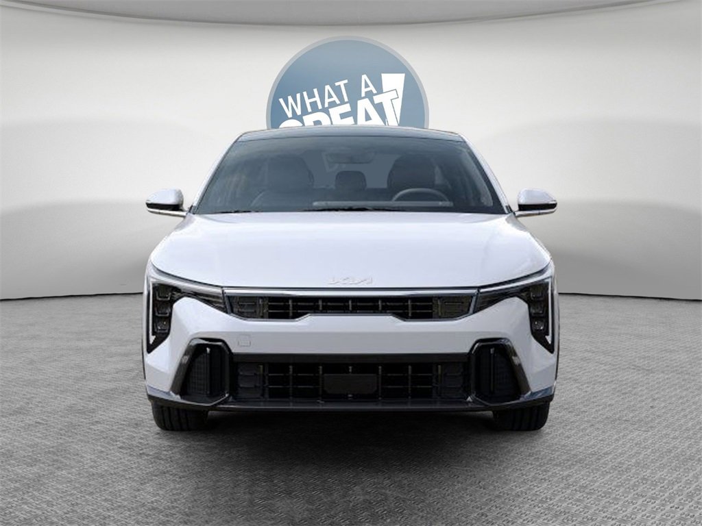 New 2025 Kia K4 GT-Line image 2