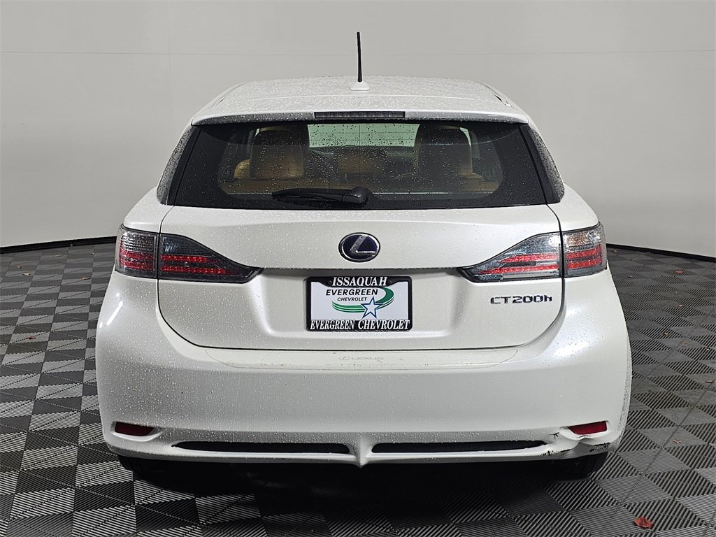 Used 2011 Lexus CT 200h image 6