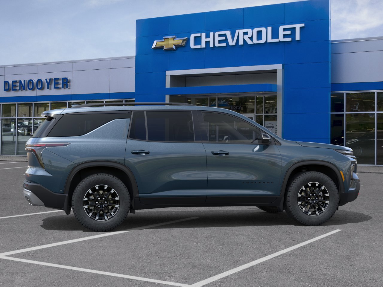 New 2026 Chevrolet Traverse Z71 w/ Driver Confidence Package AWD/4WD image 29