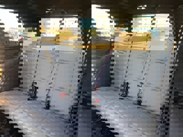 Used 2021 GMC Yukon SLT w/ SLT Luxury Plus Package image 10