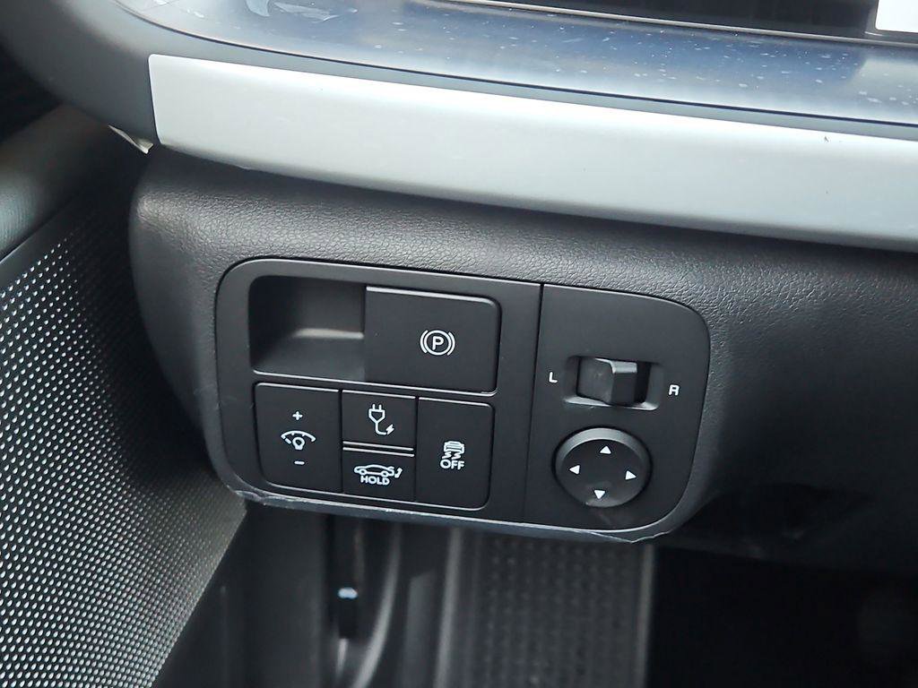 New 2025 Hyundai Ioniq 6 SEL image 9