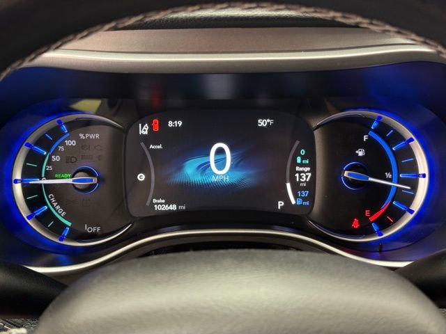 Used 2022 Chrysler Pacifica Touring-L image 47