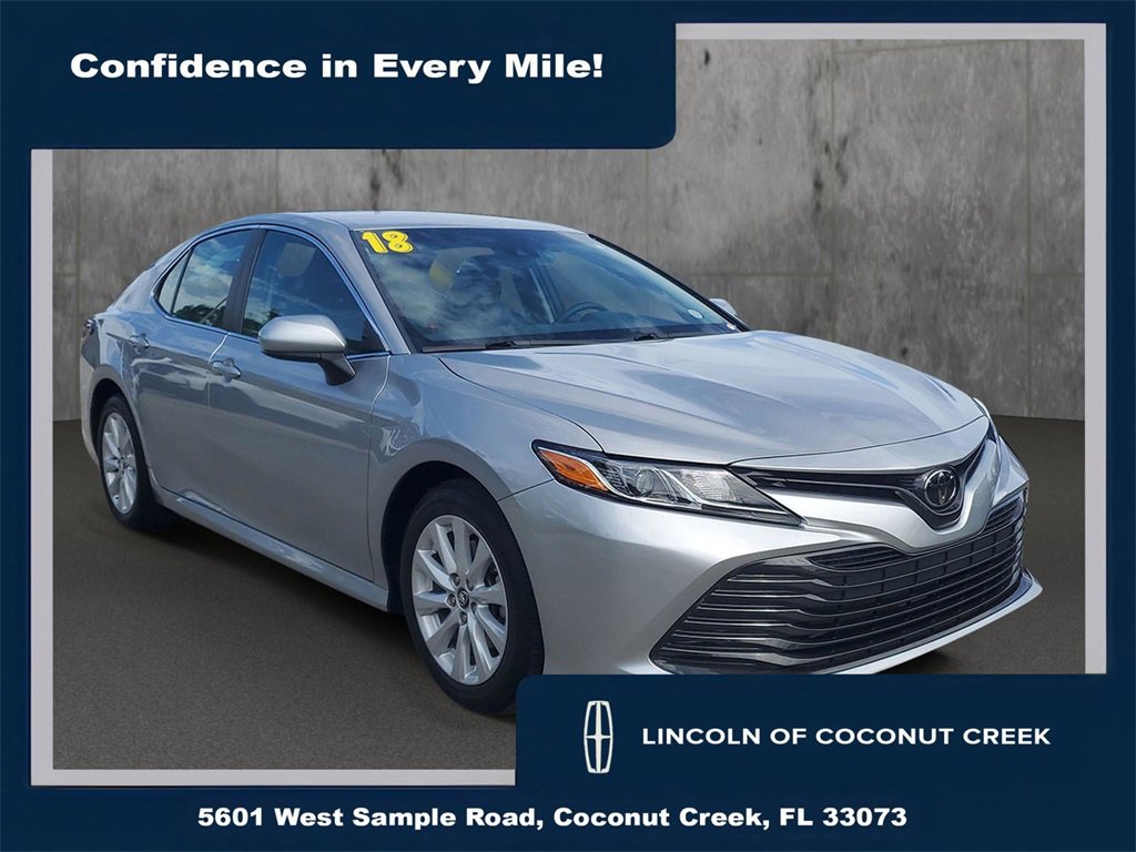 Used 2018 Toyota Camry LE image 1