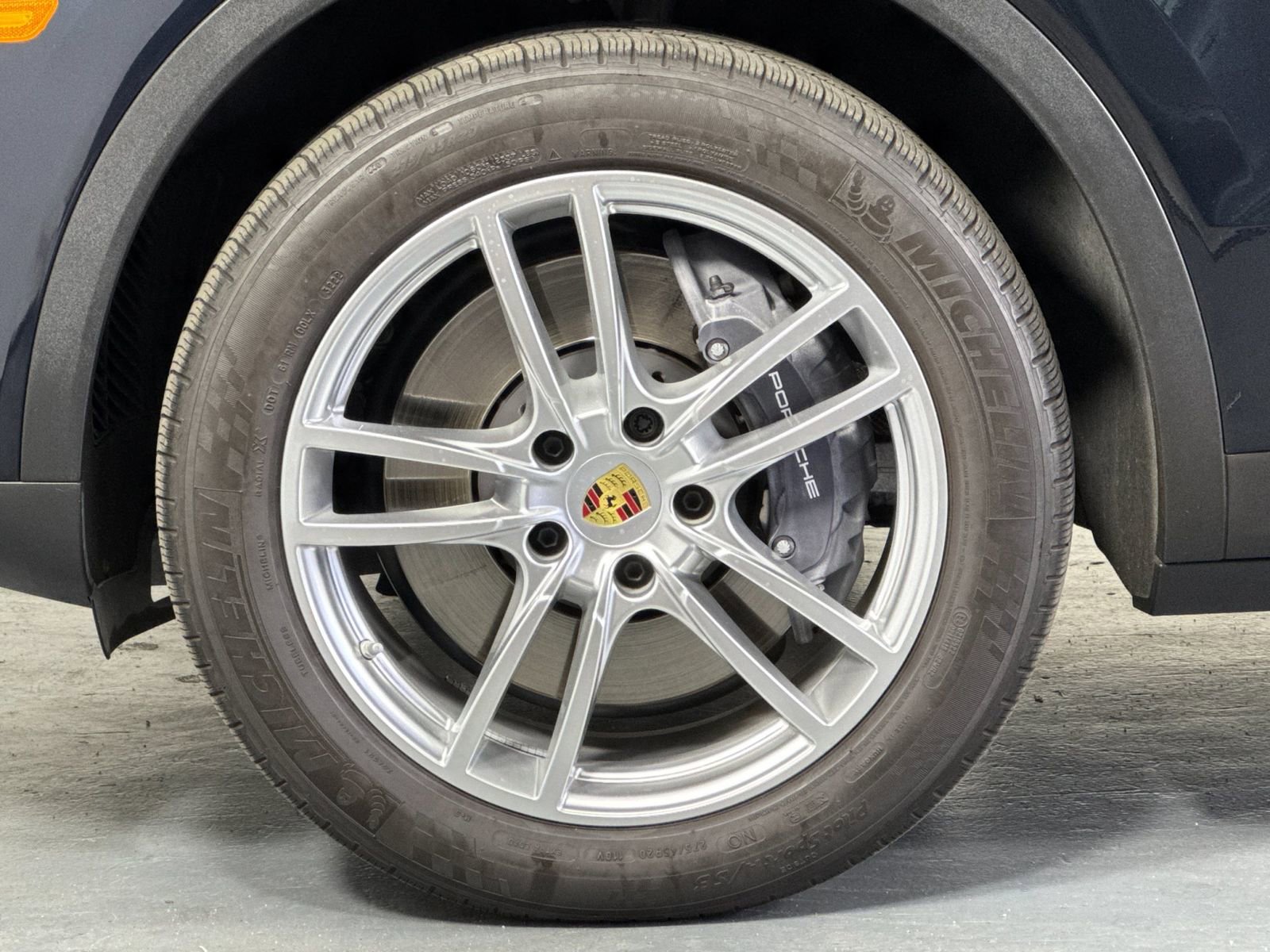 Certified 2023 Porsche Cayenne image 32