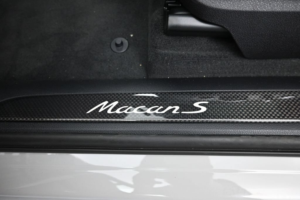 New 2026 Porsche Macan S AWD/4WD image 18