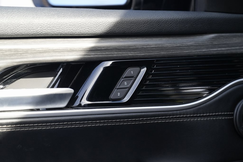 Used 2023 Jeep Wagoneer L Series II image 28