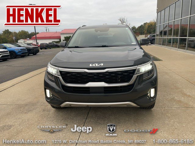 Used 2023 Kia Seltos SX w/ SX Sunroof Package AWD/4WD image 1